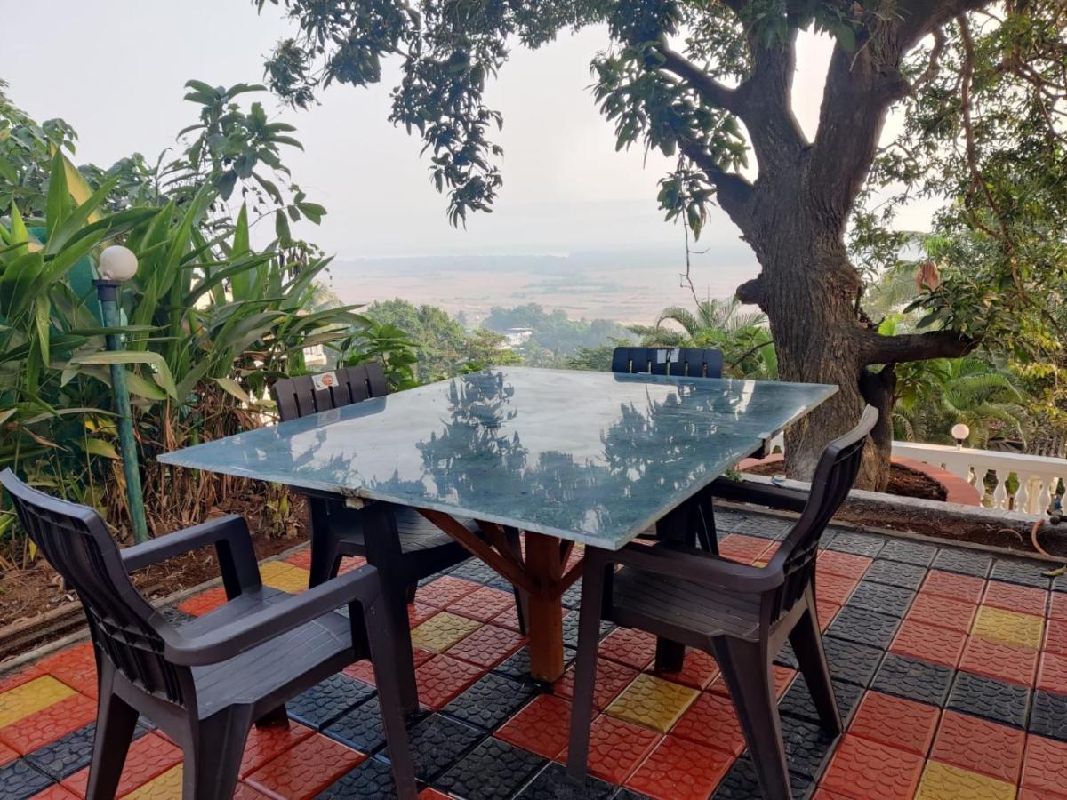 אליבג Whitehouse Homestay By Oxystays Hospitality מראה חיצוני תמונה