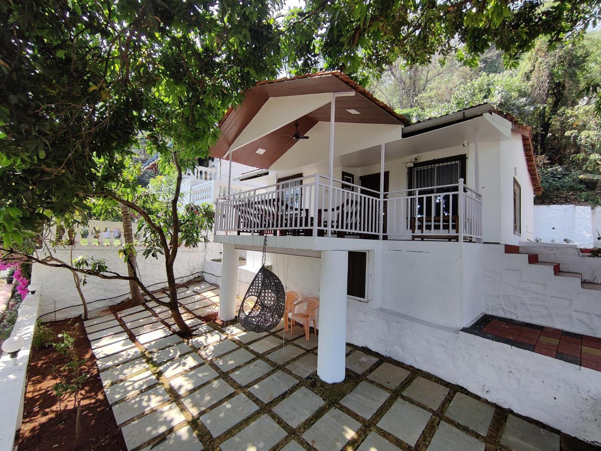 אליבג Whitehouse Homestay By Oxystays Hospitality מראה חיצוני תמונה