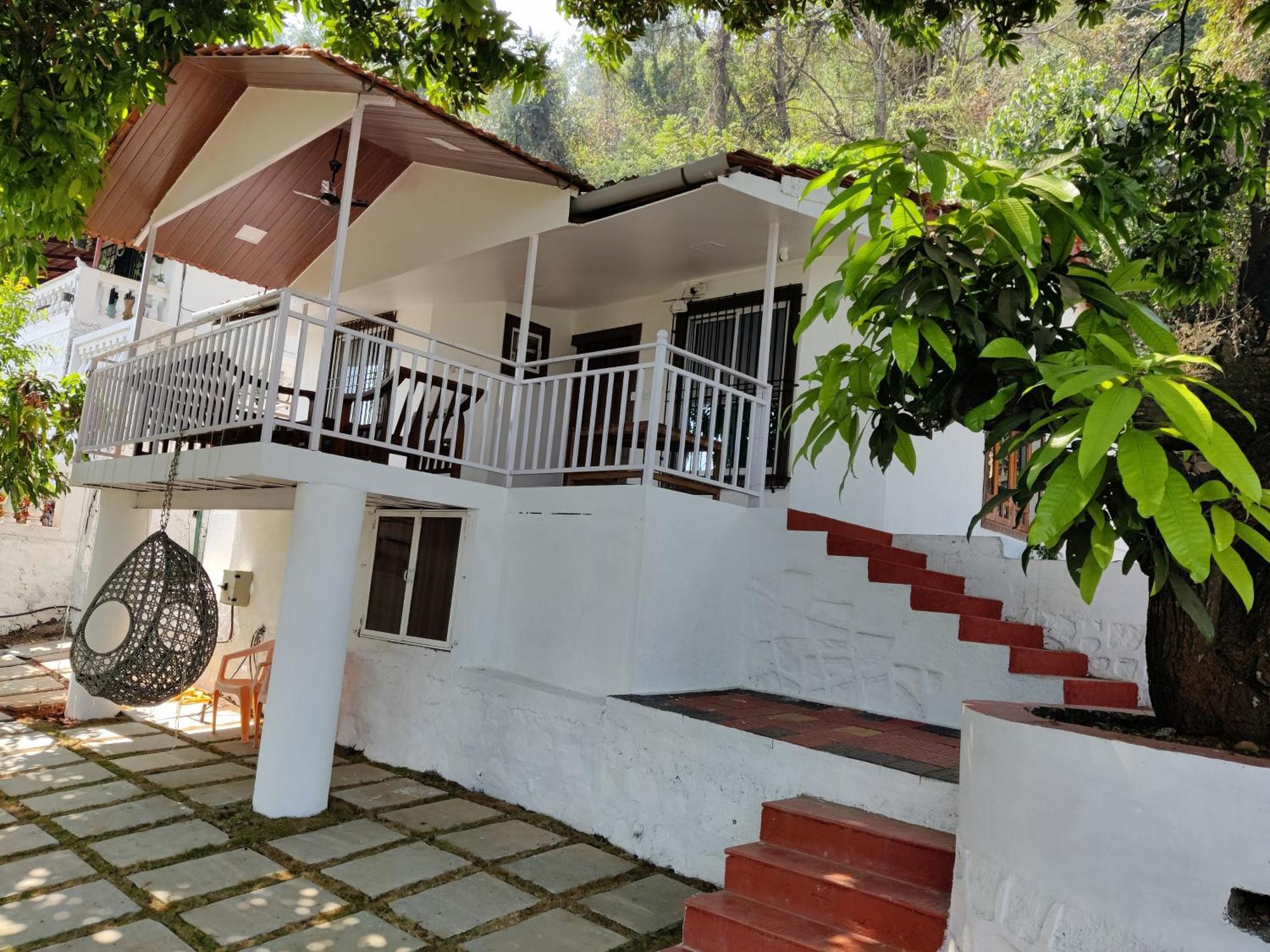 אליבג Whitehouse Homestay By Oxystays Hospitality מראה חיצוני תמונה