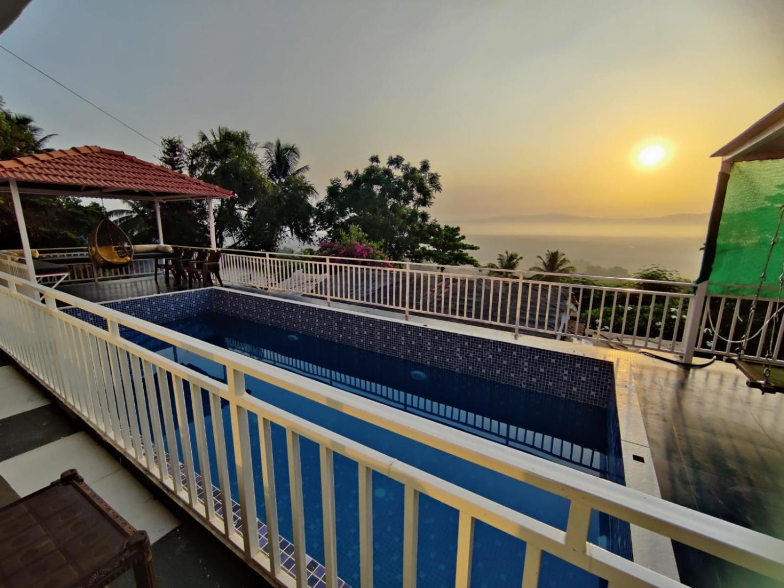 אליבג Whitehouse Homestay By Oxystays Hospitality מראה חיצוני תמונה
