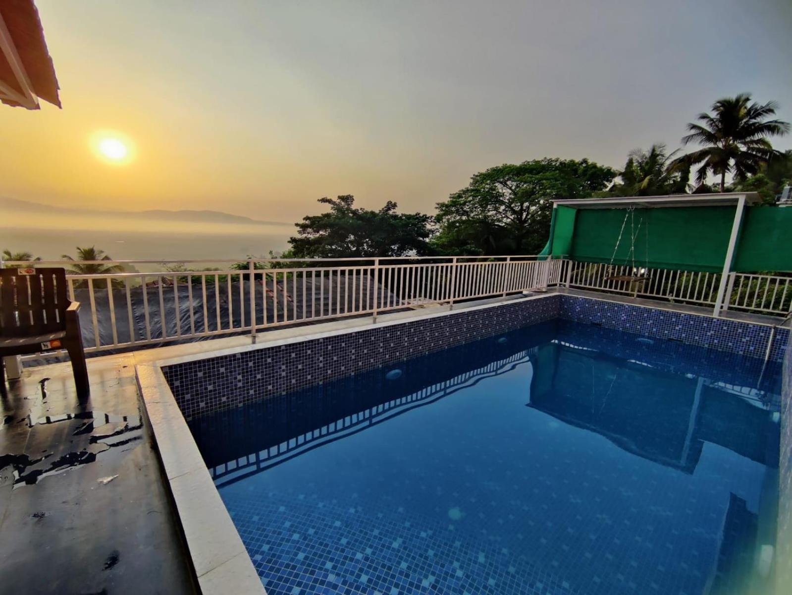 אליבג Whitehouse Homestay By Oxystays Hospitality מראה חיצוני תמונה